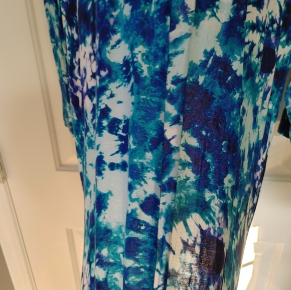 Cupio Blue & White Tunic ~ Size 1X - Picture 8 of 9